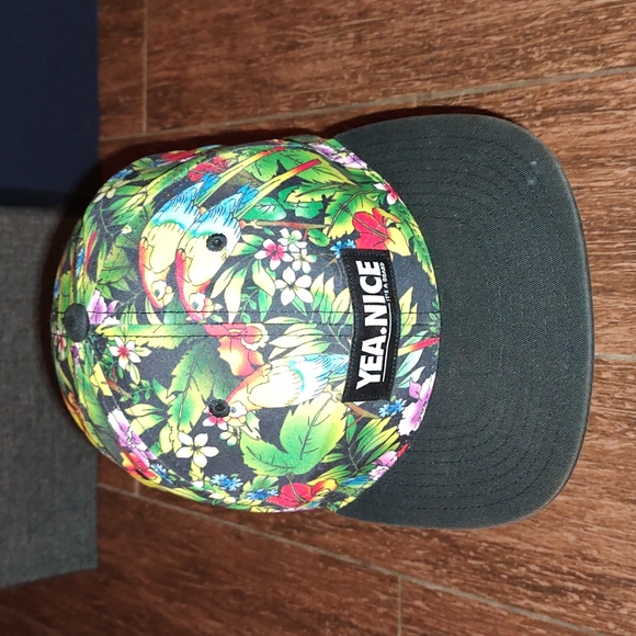Yea.Nice Parrots Multicolor Adjustable Snapback Hat Cap OS - Picture 1 of 9